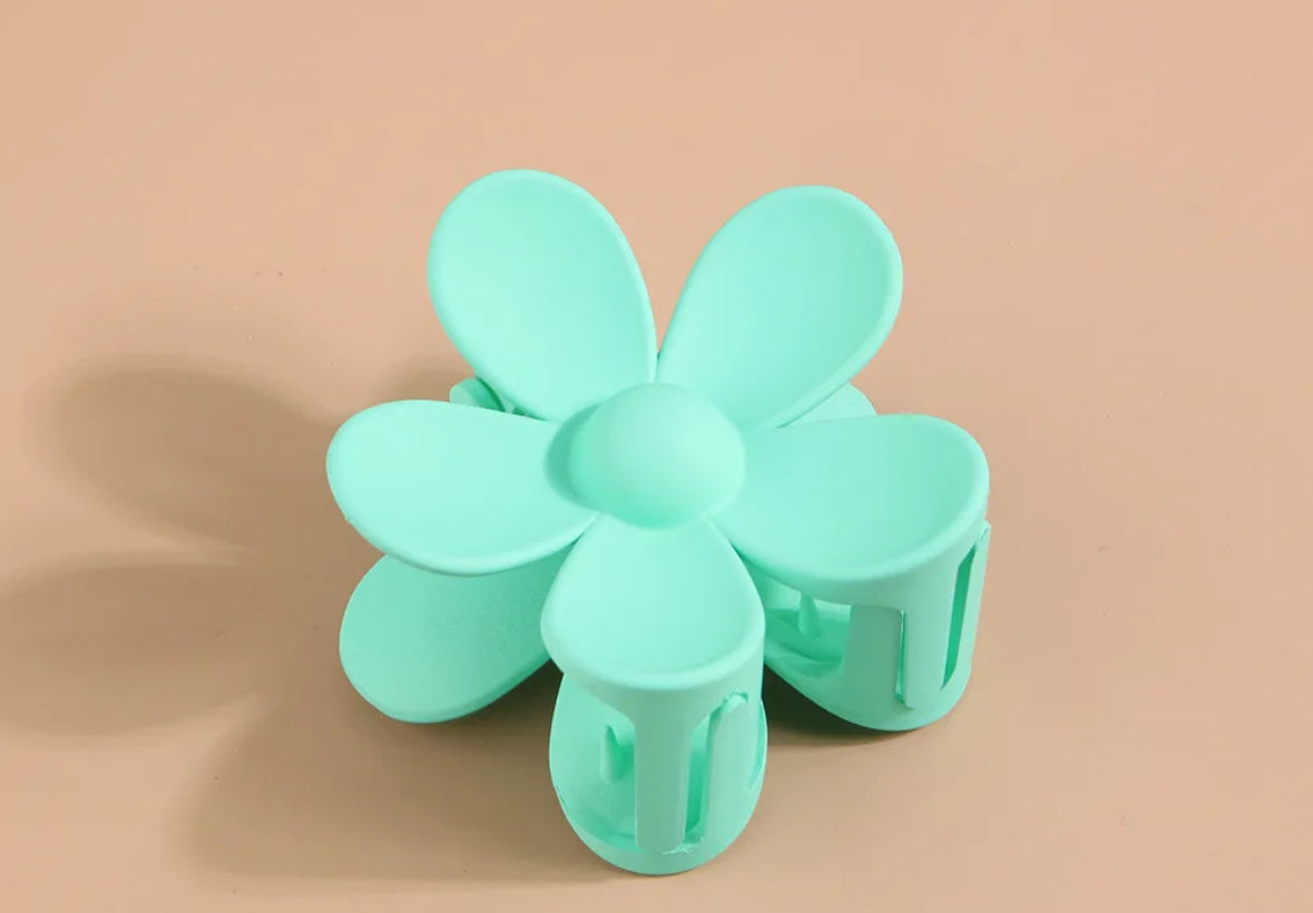 7cm Matte Flower Claw Clip
